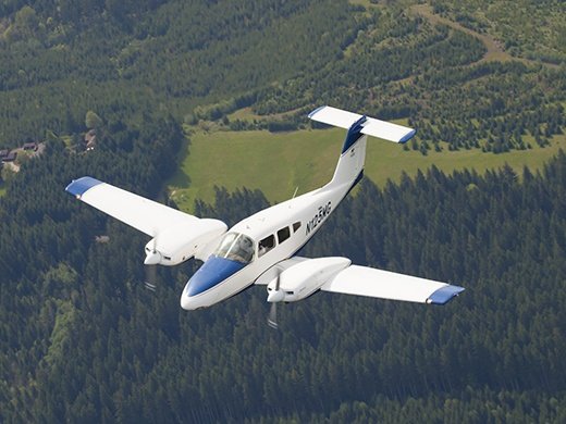 Piper Seminole media materiali accademia aereo pilota